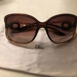 DIOR | sunglasses